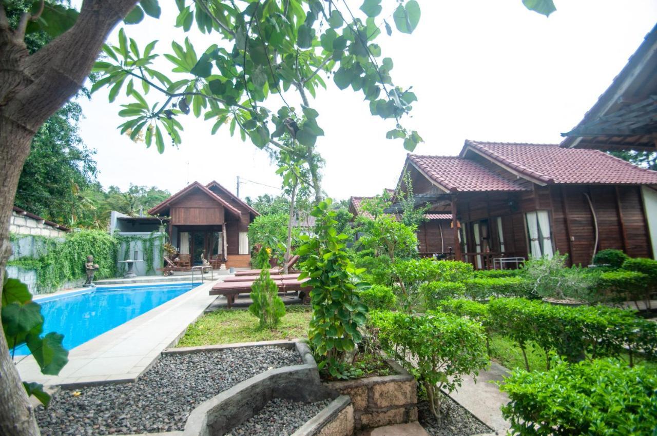 Timbool Bungalow Ped Exteriör bild